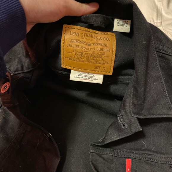 Two Levi's jean jackets - Picture 3 of 4